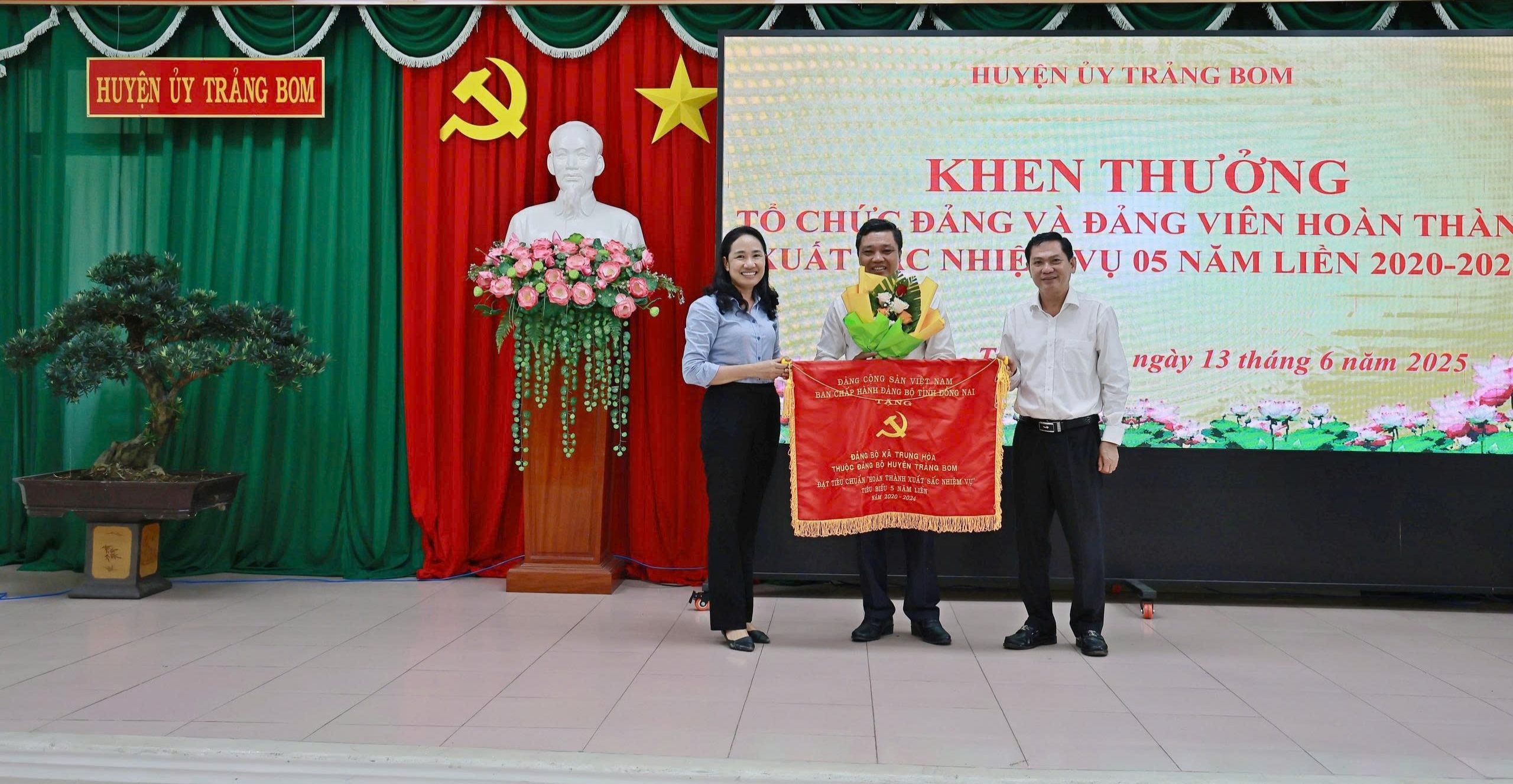 Hội nghị lần thứ 21 Ban chấp hành Đảng bộ huyện Trảng Bom   